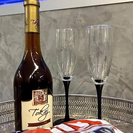 Appartement Life - Luxury In The Old Town. *