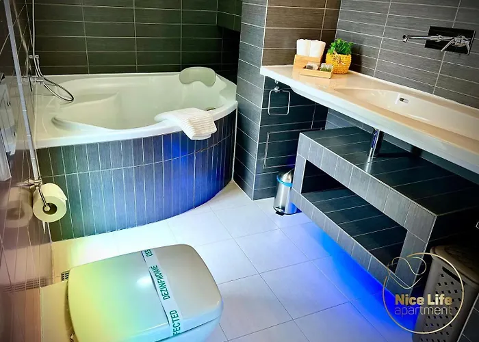 Life - Luxury In The Old Town. Appartement *